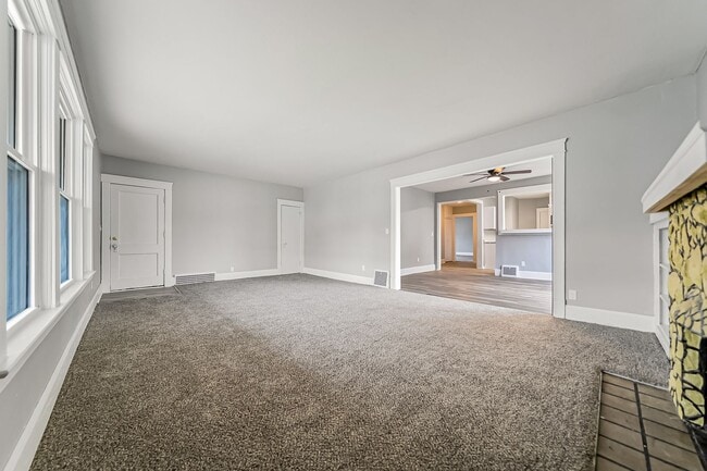 Photo - 841-841 Allison Ave Unit 839