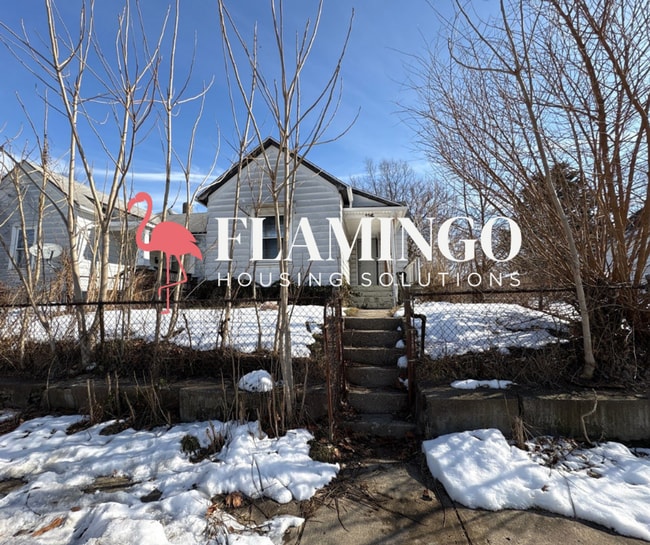 Building Photo - 112 N Irwin St