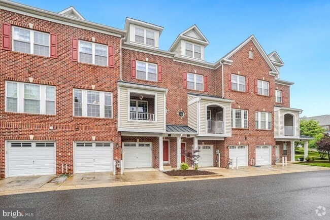 Building Photo - 5106 Shamrocks Delight Dr Rental