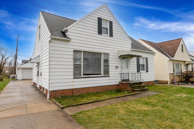 Photo - 12328 Grannis Rd