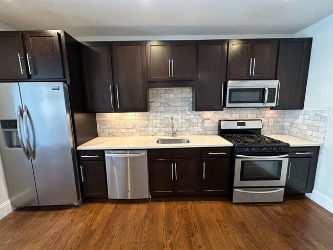 Photo - 303 D St Unit 3
