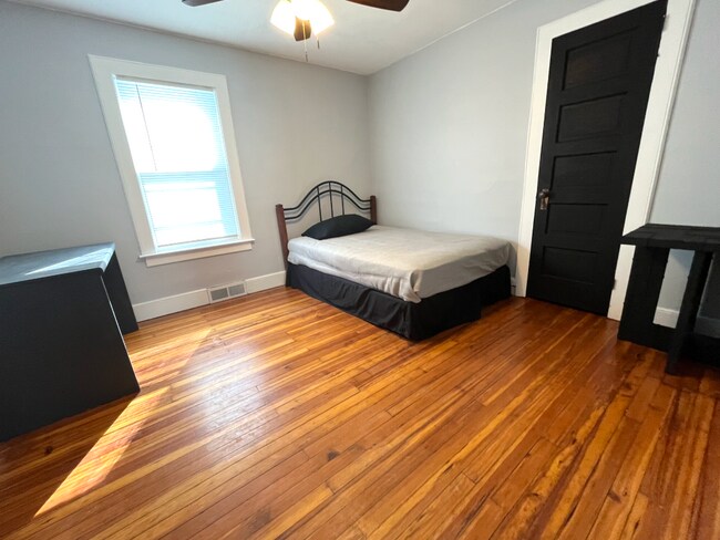 Photo - 113 Crestmont Rd Unit 1