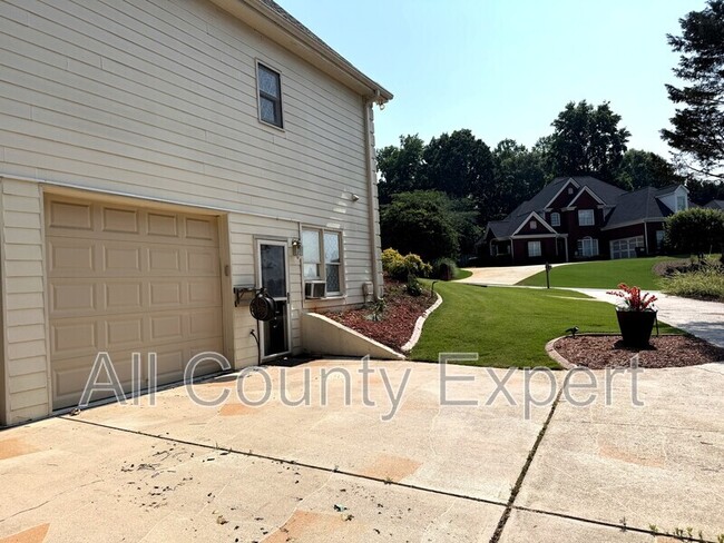 Photo - 5760 Charleston Ln