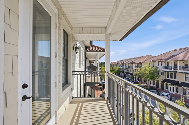 Building Photo - 645 Market St