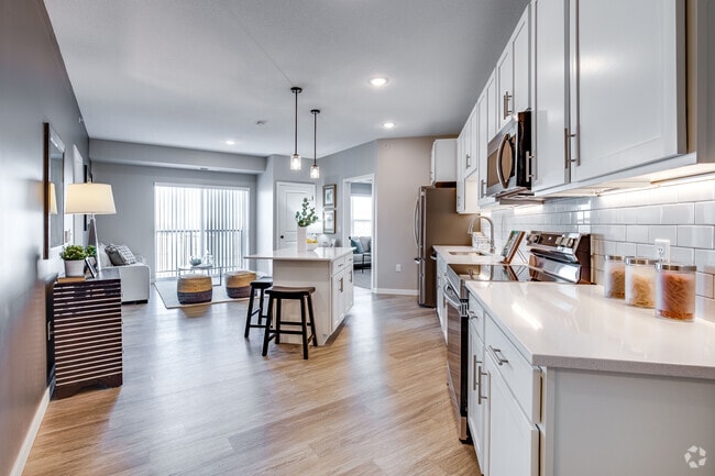 2HAB, 1BA 896SF Beechnut - Arris Lakeville