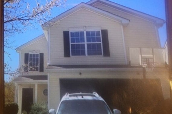 4 bedroom with attached 2 car garage - 2203 Brandybuck Ln