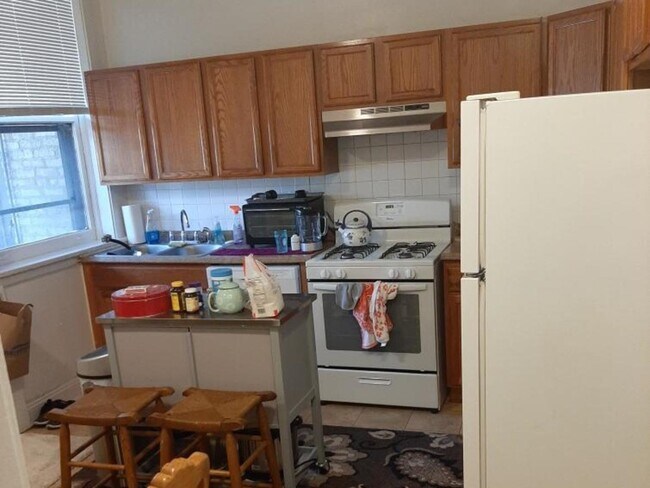 Photo - 1125 Davis St Unit F3
