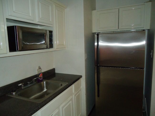 13 Bleecker St Unit 2F