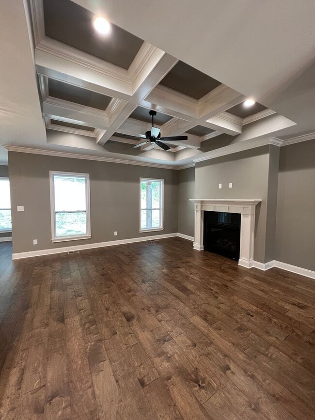 Photo - Lenoir City 37771 - Available 6/1/26, 3 bedroom, 2 bath home - Contact Chad Weeks (865)567-6193