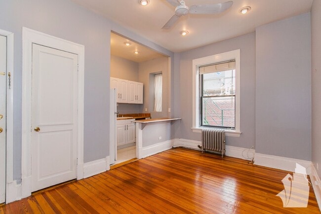 Photo - 20 E Goethe St Condo Unit 206
