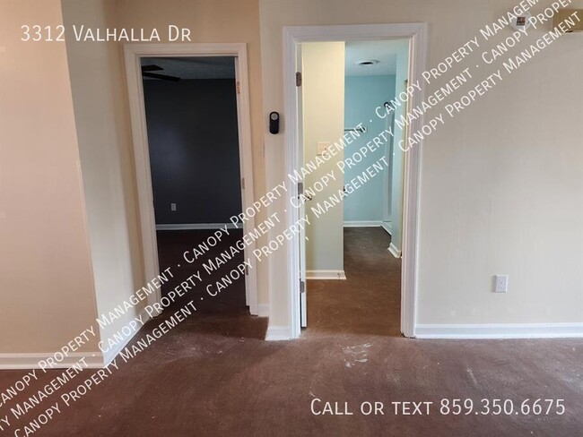 Photo - 3312 Valhalla Dr