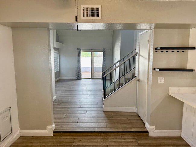 Photo - 1915 S 39th St