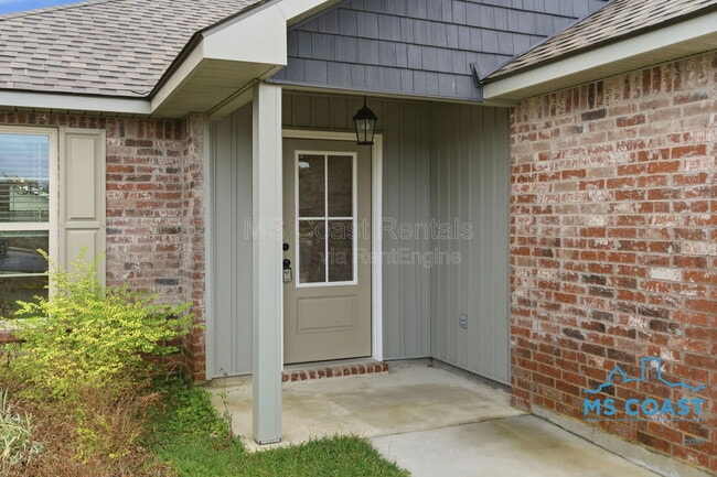 Photo - 14320 Southern Maple Ave