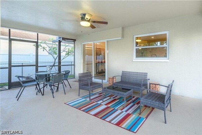 Building Photo - 731 104th Ave N