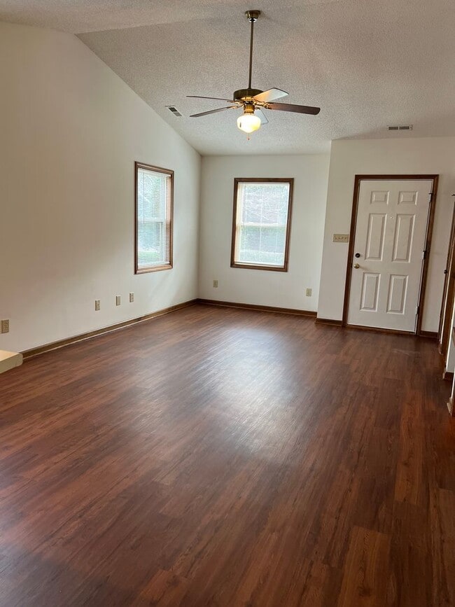 Photo - 120 Double Eagle Dr