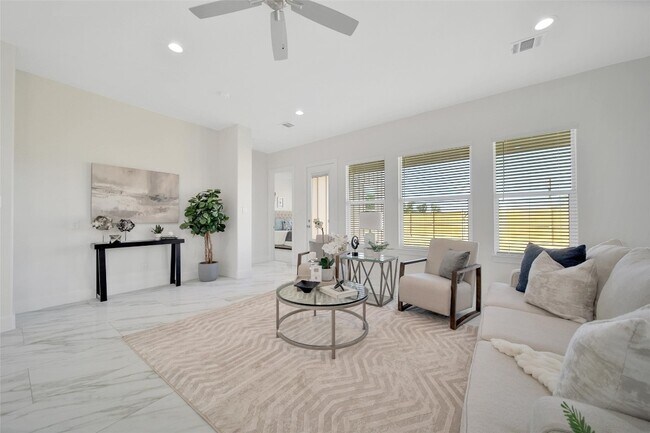 Photo - 7611 Athlone Dr