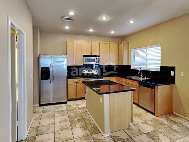 Photo - 8462 E Lindner Ave