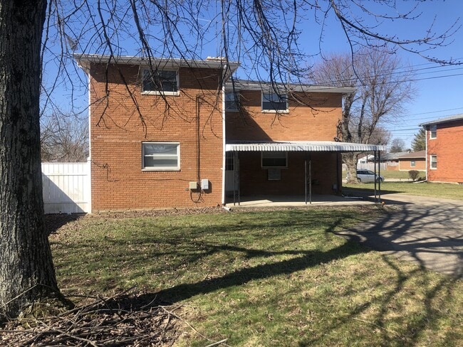 4760 Holiday Dr Unit 4