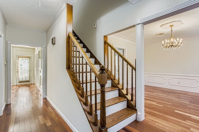 Photo - 8518 Rebawood Dr