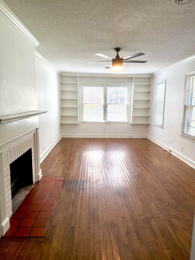 Photo - 716 S Graham St