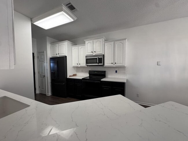 Photo - 104 Sir Patrick Way