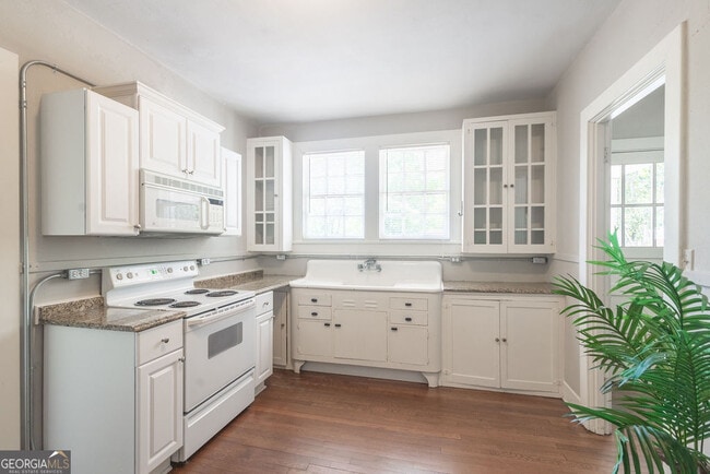 Photo - 356 Jackson St