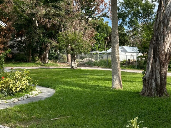 Photo - 308 S 8th St