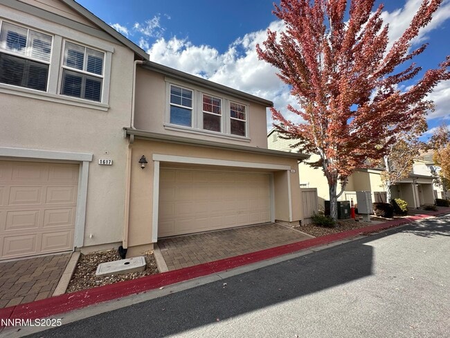 Photo - 1625 Clover Hill Trail