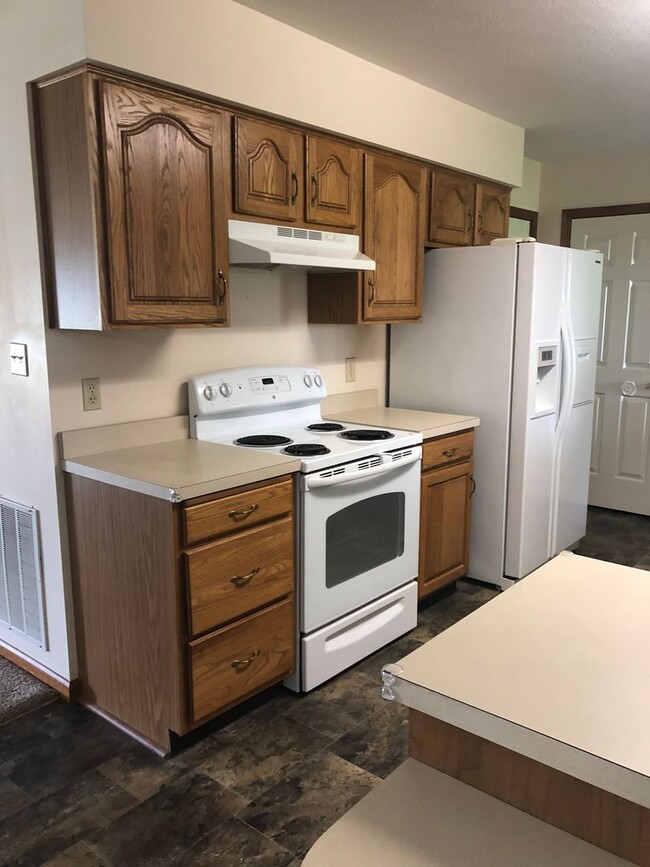 Photo - 2 Bedroom / 1.5 Bath Condo