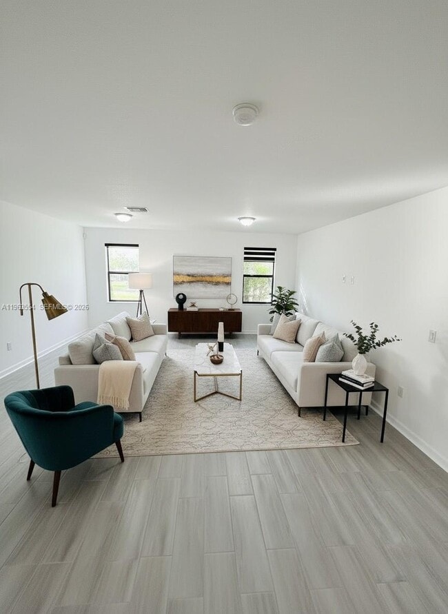 Photo - 244 NE 210th Way