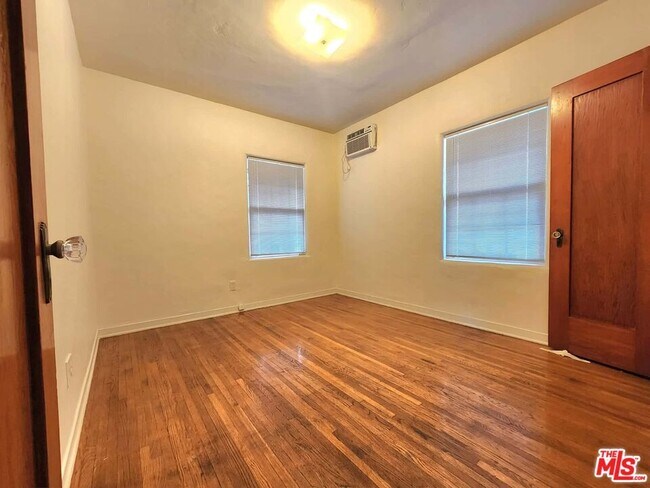 Photo - 1163 N Genesee Ave Unit 1163 1/2