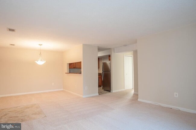 Photo - 6919 Mary Caroline Cir Unidad G