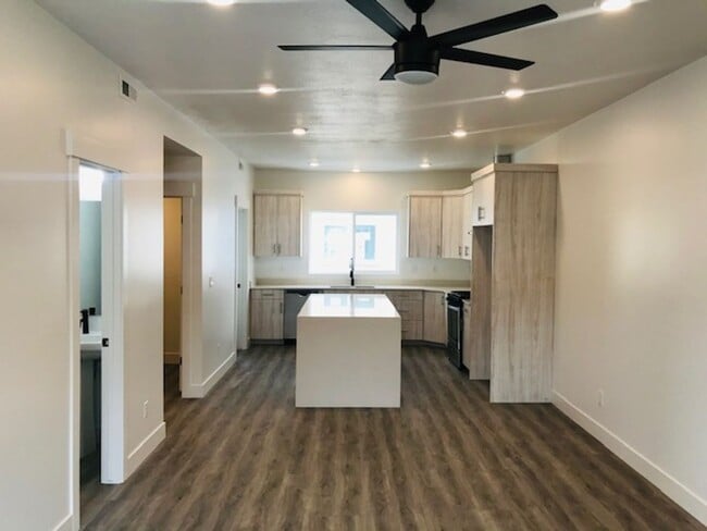 134 S Orchard Dr