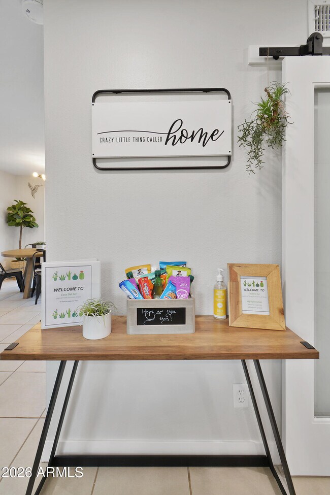 Photo - 5909 N 81st St