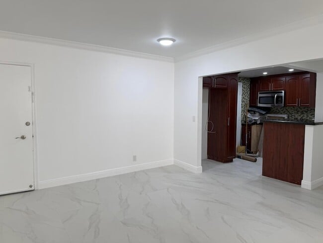 Photo - 2161 NE 68th St Unit 303