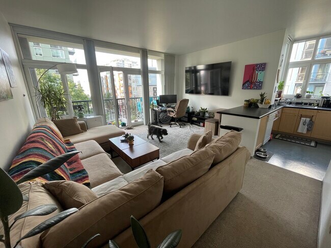 Fotografía del edificio - 2717 Western Ave Unidad 4000