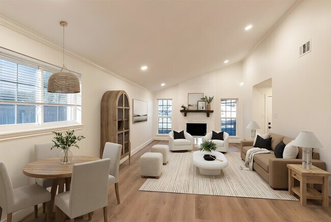 Photo - 1102 Ashdale Dr