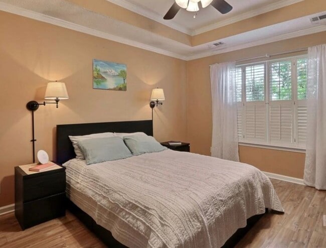 Photo - Beautiful Oasis