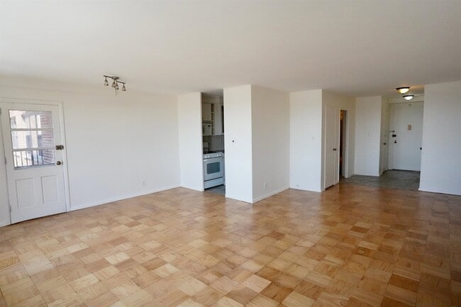 Photo - 225 St Pauls Ave Unit 11R