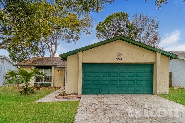 Building Photo - 1913 Hudson Ct