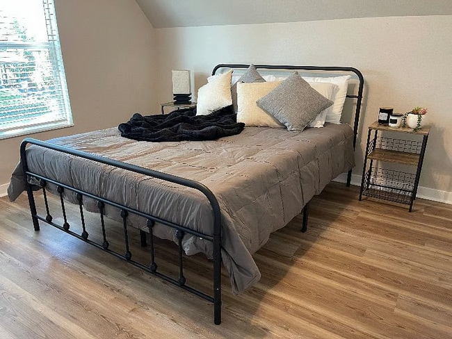 Photo - 1001 N Elm St Unit 3