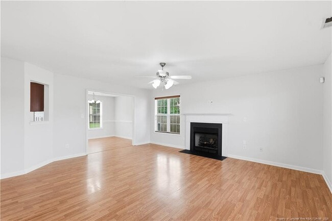 2305 Gray Goose Loop