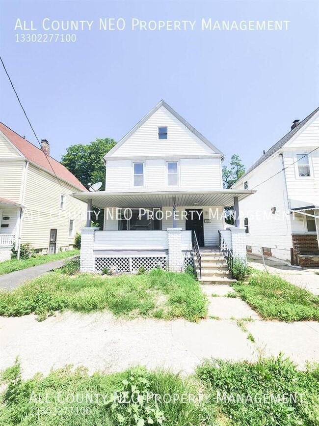 Building Photo - 10639 Dupont Ave