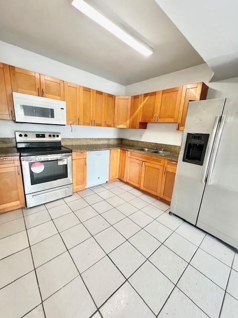 Photo - 6313 Hayes St