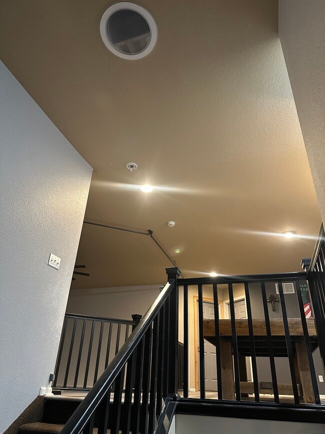 Building Photo - 2750 Brush Ct
