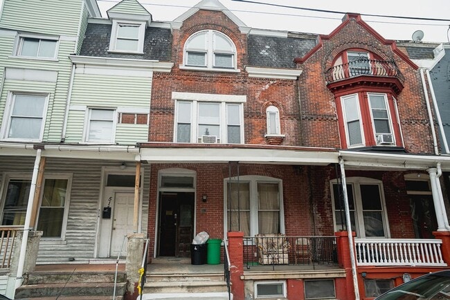 Building Photo - 516 Tilghman St Unit 3