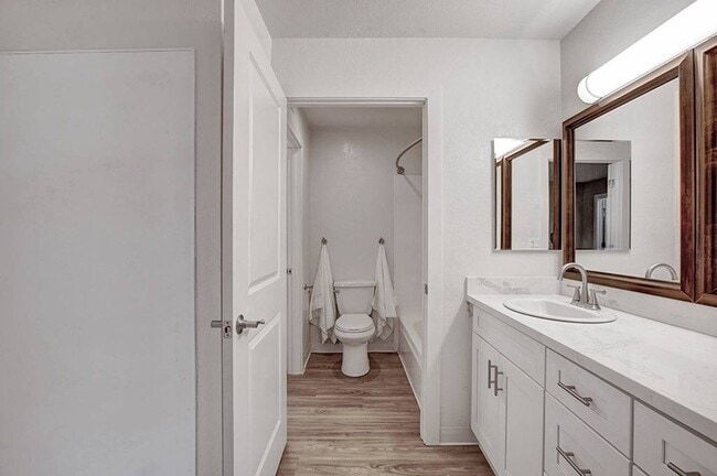 Photo - Reserve at Cadillac Apartments