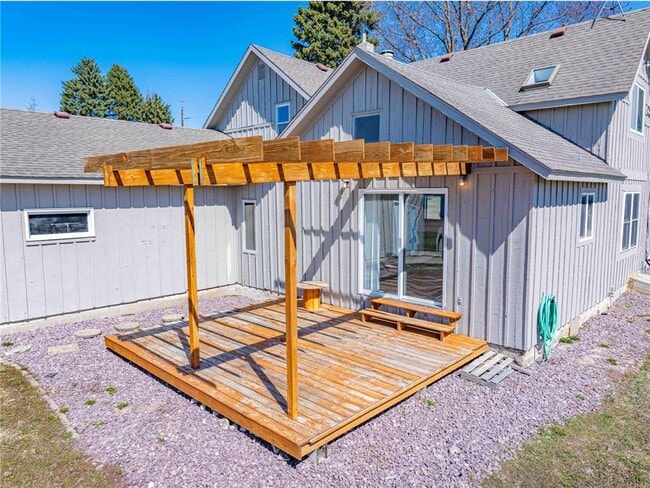 Photo - 5690 County Rd 10