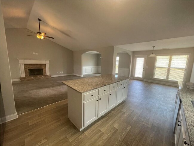 Photo - 1094 River Mist Cir House