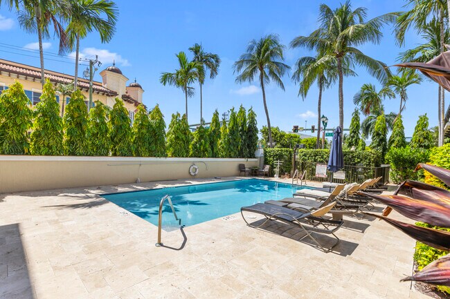 Photo - 65 SE 5th Ave